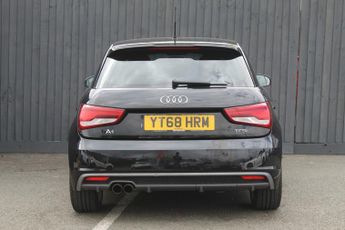 AUDI A1 1.4 TFSI S line