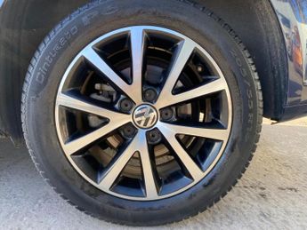 VOLKSWAGEN TOURAN 1.4 TSI SE MPV 5dr DSG AUTO