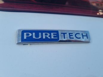 PEUGEOT 2008 1.2 PureTech Allure
