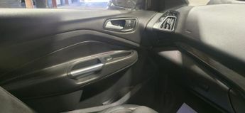 FORD KUGA 1.5 TDCi Titanium