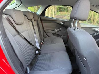 FORD FOCUS 1.6 Titanium Powershift Euro 6 5dr