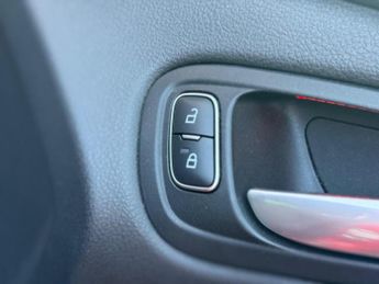 FORD FOCUS 1.6 Titanium Powershift Euro 6 5dr