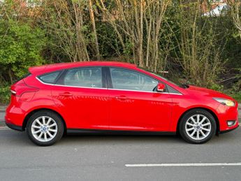 FORD FOCUS 1.6 Titanium Powershift Euro 6 5dr