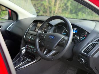 FORD FOCUS 1.6 Titanium Powershift Euro 6 5dr