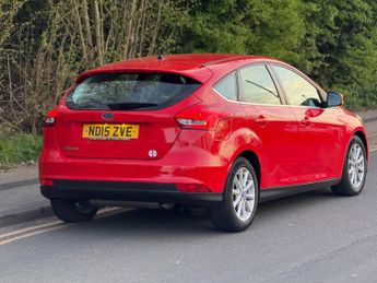 FORD FOCUS 1.6 Titanium Powershift Euro 6 5dr