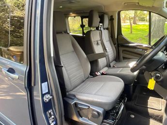 FORD TOURNEO CUSTOM 2.0 320 EcoBlue Titanium Auto L1 Euro 6 (s/s) 5dr