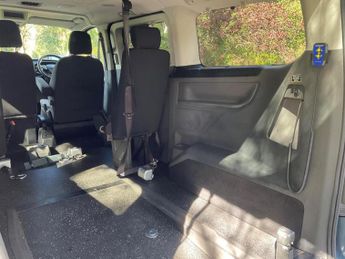 FORD TOURNEO CUSTOM 2.0 320 EcoBlue Titanium Auto L1 Euro 6 (s/s) 5dr