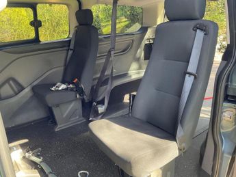 FORD TOURNEO CUSTOM 2.0 320 EcoBlue Titanium Auto L1 Euro 6 (s/s) 5dr