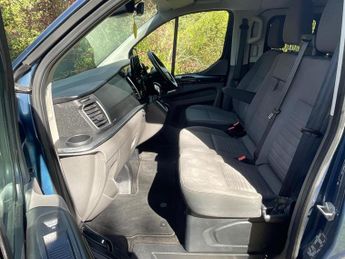 FORD TOURNEO CUSTOM 2.0 320 EcoBlue Titanium Auto L1 Euro 6 (s/s) 5dr