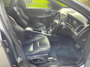 VOLVO XC60 2.0 D4 R-Design Lux Nav Auto Euro 6 (s/s) 5dr