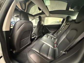 TESLA MODEL 3 (Dual Motor) Long Range