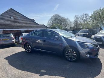 TOYOTA AVENSIS 2.2 D-CAT Icon