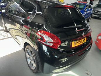 PEUGEOT 208 1.2 VTi PureTech Allure