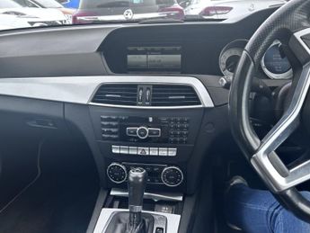 MERCEDES-BENZ C CLASS 2.1 C220 CDI AMG Sport Edition