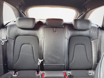 AUDI A4 AVANT 2.0 TDI S line