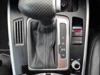 AUDI A4 AVANT 2.0 TDI S line