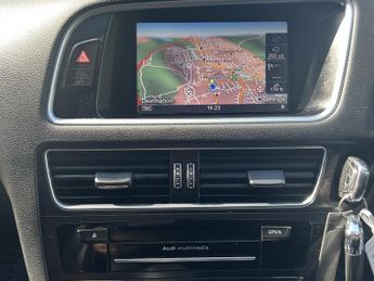 AUDI Q5 2.0 TDI S line Plus