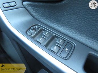 VOLVO XC60 2.4 D5 SE Lux AWD 4x4 Auto, F.S.H Satnav, Leather, Towbar