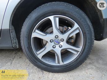 VOLVO XC60 2.4 D5 SE Lux AWD 4x4 Auto, F.S.H Satnav, Leather, Towbar