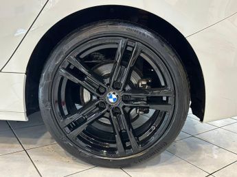 BMW 1 SERIES 1.5 118i M Sport(CAT-N)