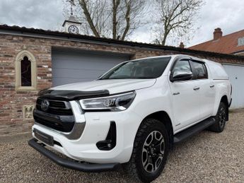 Toyota Hi Lux 2.4 D-4D Invincible