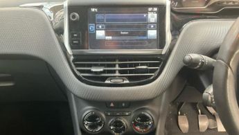 PEUGEOT 208 1.2 PureTech Active Blue 5dr LOWTAX+7 STAMPS