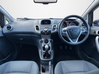 FORD FIESTA 1.4 Titanium