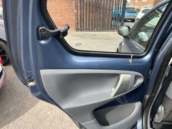 TOYOTA AYGO 1.0 VVT-i Blue