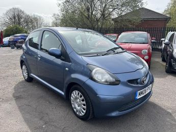 TOYOTA AYGO 1.0 VVT-i Blue