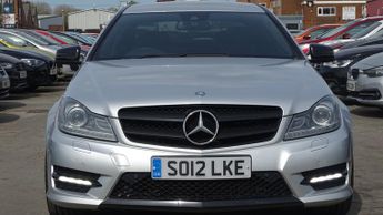 MERCEDES-BENZ C CLASS 2.1 C220 CDI BlueEfficiency AMG Sport Edition 125