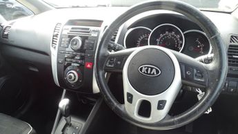 KIA VENGA 1.6 2
