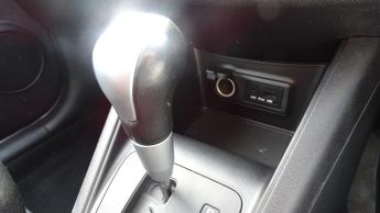 KIA VENGA 1.6 2