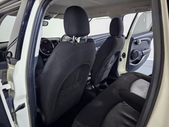 MINI HATCH 1.5 Cooper D Steptronic Euro 6 (s/s) 5dr