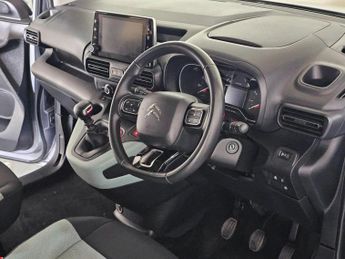 CITROEN BERLINGO 1.2 PureTech Flair XL MPV Euro 6 (s/s) 5dr