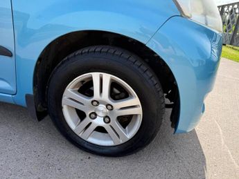 DAIHATSU SIRION 1.3 SE 5dr