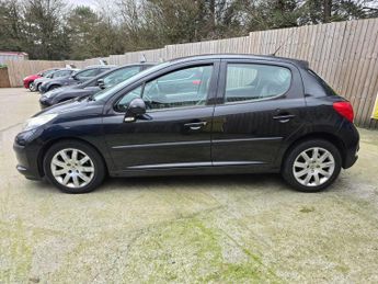 PEUGEOT 207 1.6 16v SE 5dr
