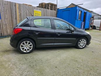 PEUGEOT 207 1.6 16v SE 5dr
