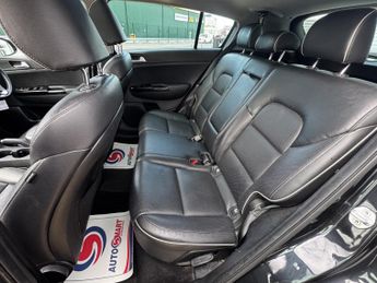 KIA SPORTAGE 1.7 CRDi 3