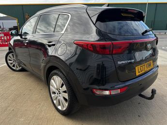 KIA SPORTAGE 1.7 CRDi 3