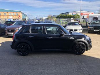 MINI HATCH 1.5 5-Door Hatch Cooper Sport