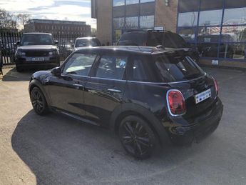 MINI HATCH 1.5 5-Door Hatch Cooper Sport