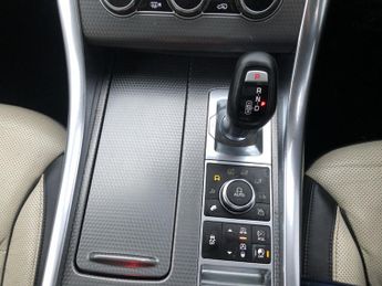 LAND ROVER RANGE ROVER SPORT 3.0 SD V6 Autobiography Dynamic