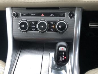 LAND ROVER RANGE ROVER SPORT 3.0 SD V6 Autobiography Dynamic
