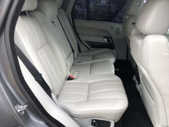 LAND ROVER RANGE ROVER 4.4 SD V8 Vogue SE