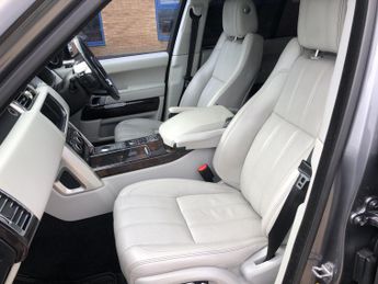 LAND ROVER RANGE ROVER 4.4 SD V8 Vogue SE