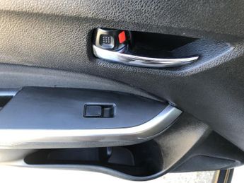 SKODA KAROQ 1.6 TDI SE L