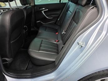 VAUXHALL INSIGNIA 2.0 CDTi Tech Line