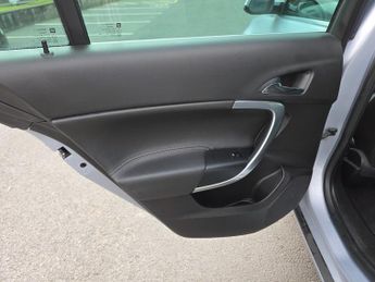 VAUXHALL INSIGNIA 2.0 CDTi Tech Line