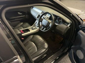 LAND ROVER RANGE ROVER EVOQUE 2.0 TD4 SE Tech