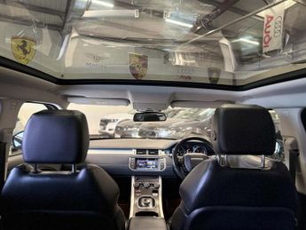 LAND ROVER RANGE ROVER EVOQUE 2.0 TD4 SE Tech